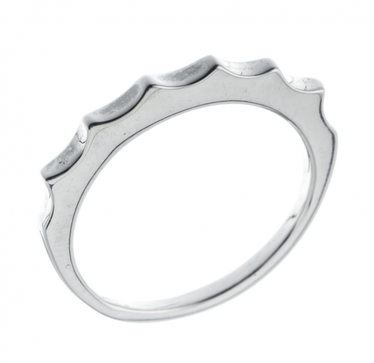 Anillo liso liviano