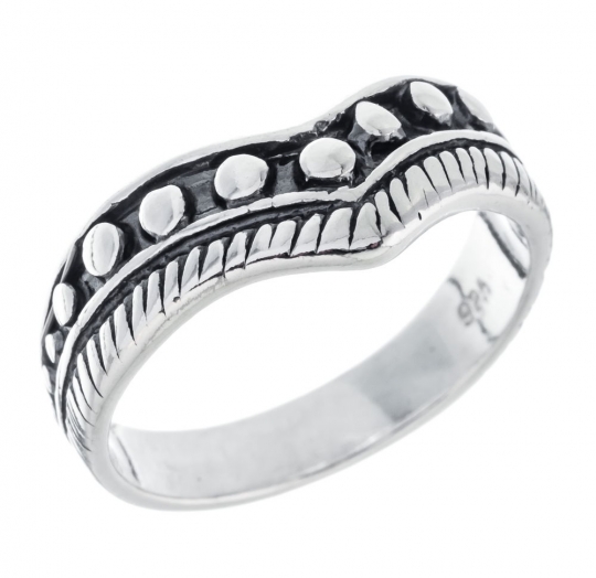 Anillo liso liviano