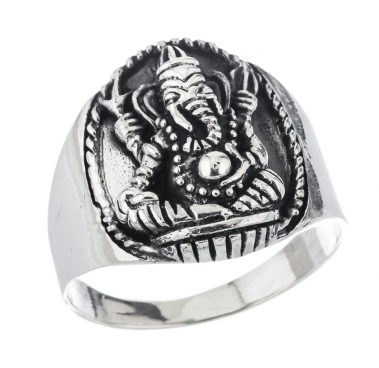 Anillo liso oscuro