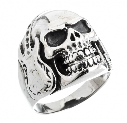 Anillo calavera